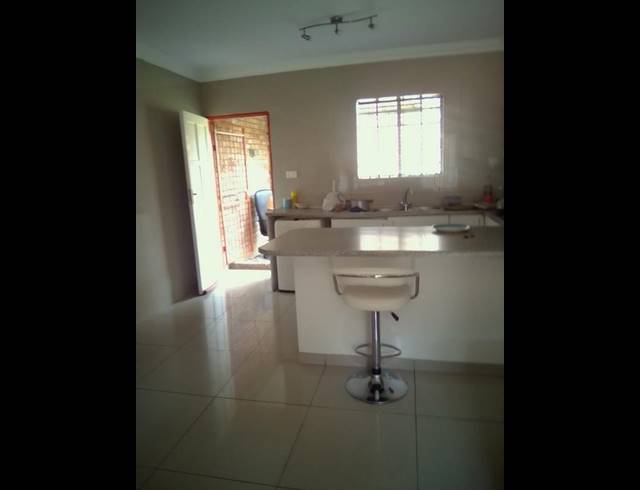 2 BEDROOM TOWNHOUSE FOR SALE IN TERENURE
